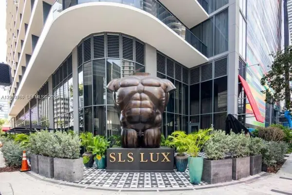 801 S Miami Avenue #1703, Miami, FL 33130