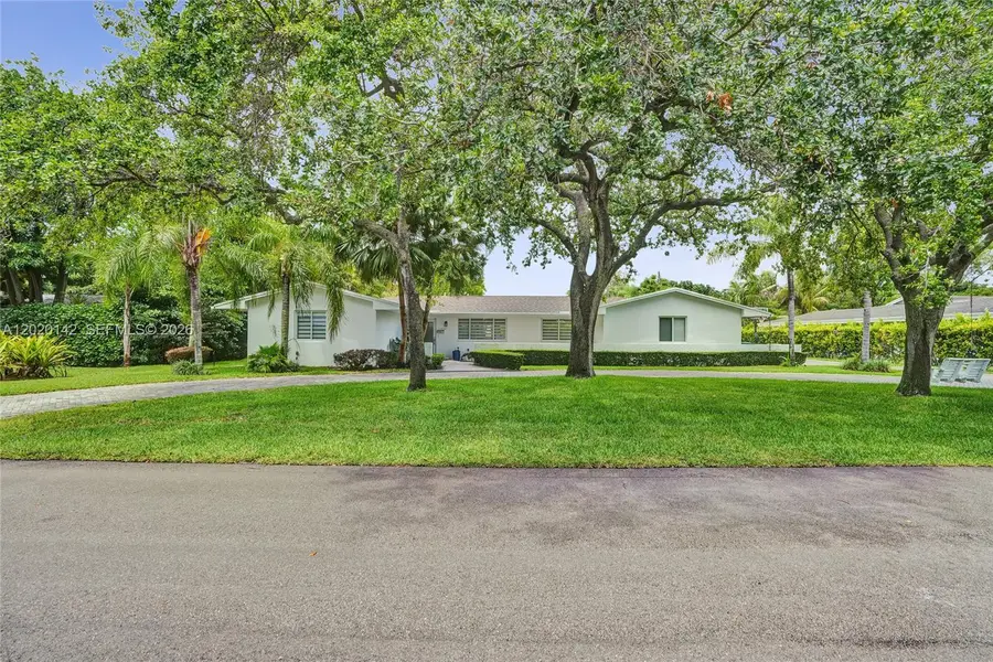 13820 SW 73rd Avenue, Palmetto Bay, FL 33158 - #2