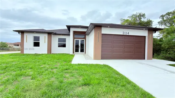 3114 6th Street W, Lehigh Acres, FL 33971