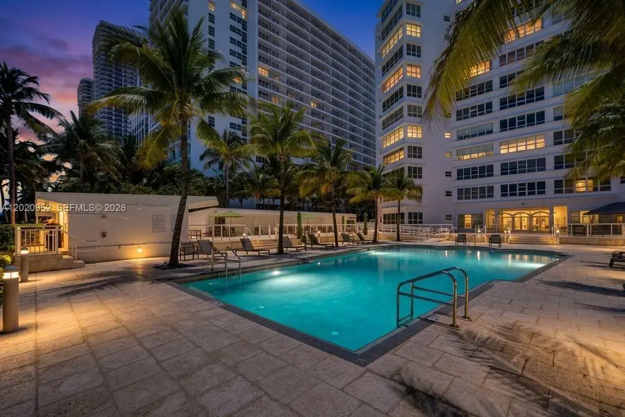 4925 Collins Avenue #3H, Miami Beach, FL 33140 - #2