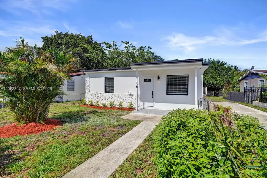 733 NW 15th Terrace, Fort Lauderdale, FL 33311 - #2