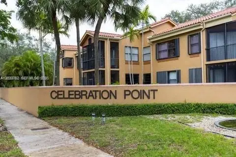 15525 N Miami Lakeway N 205-8 #205-8, Miami Lakes, FL 33014