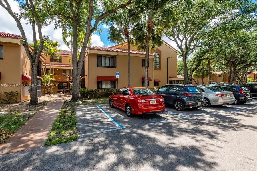 15525 N Miami Lakeway N 205-8 #205-8, Miami Lakes, FL 33014 - #2