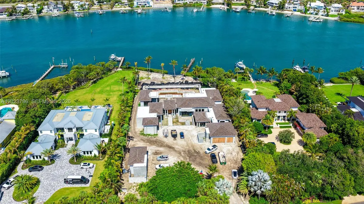 508 S Beach Road, Jupiter Island, FL 33455 - #1