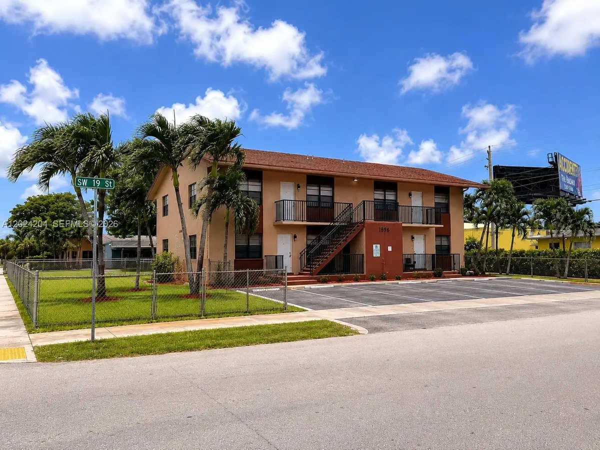 1896 SW 41st Avenue, Fort Lauderdale, FL 33317 - #1