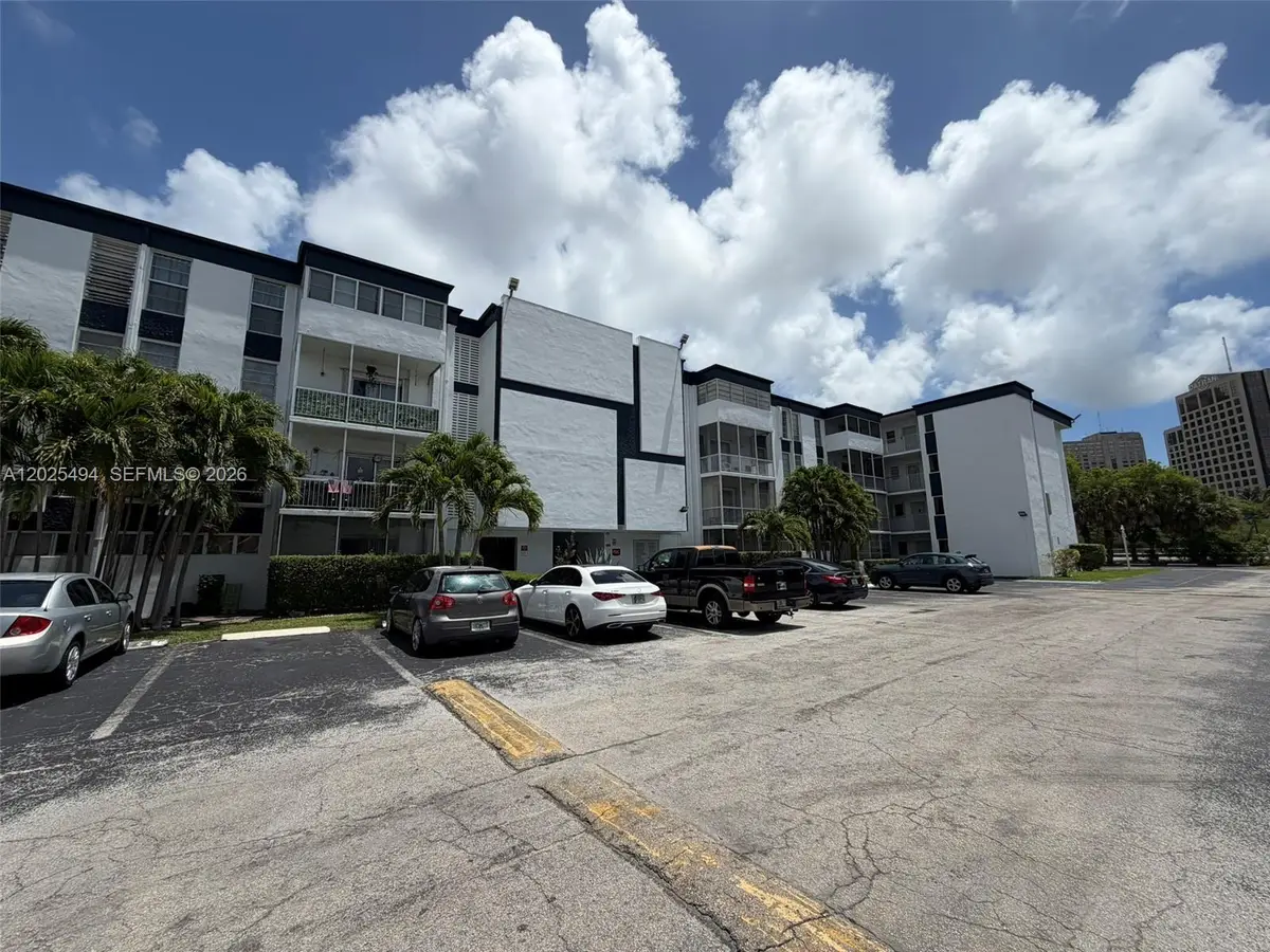 9159 SW 77th Avenue #112, Miami, FL 33156 - #1