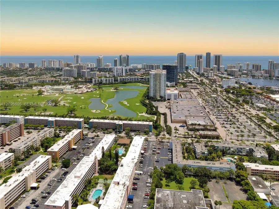 180 NE 12th Avenue #18C, Hallandale Beach, FL 33009 - #2