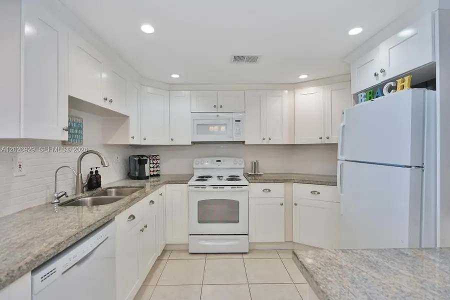 3725 S Ocean Drive #1216, Hollywood, FL 33019 - #2