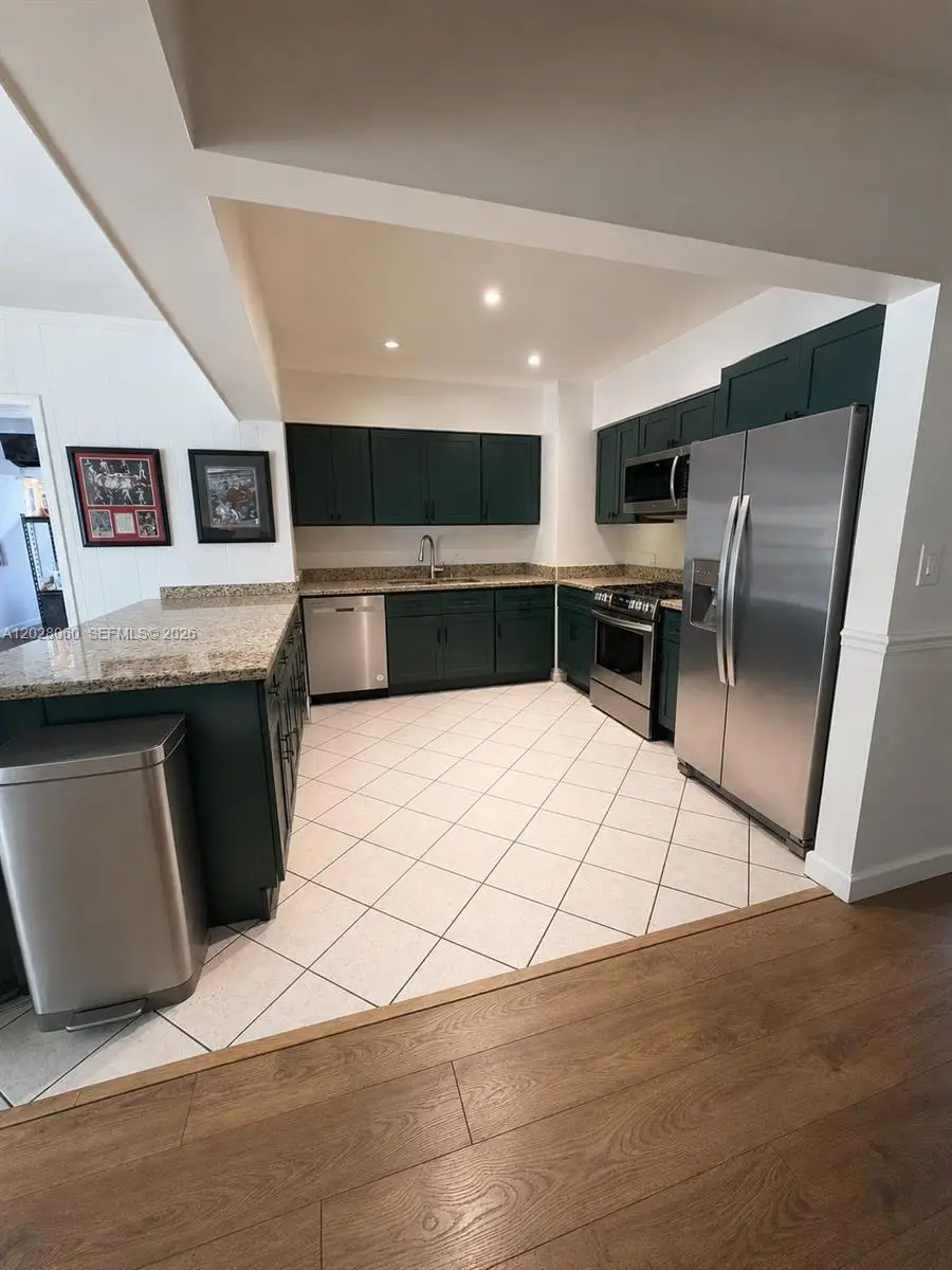 11 Redwood Circle, Plantation, FL 33317 - #3