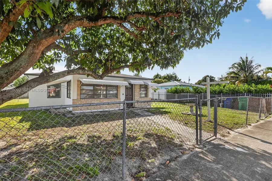 2440 NW 152nd Terrace, Miami Gardens, FL 33054 - #2