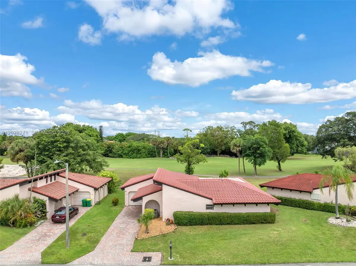 8176 Pine Circle #6, Tamarac, FL 33321 - #1