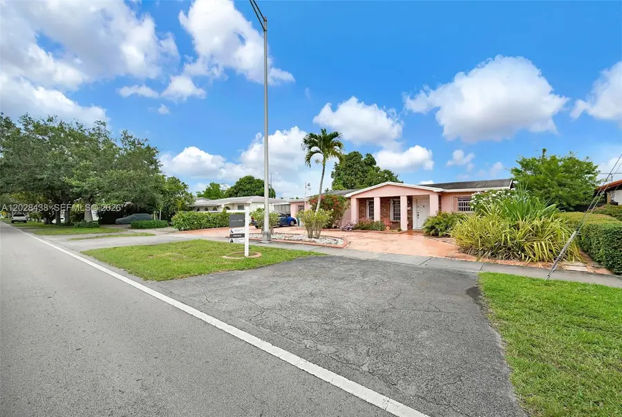 1421 SW 92nd Avenue, Miami, FL 33174 - #2