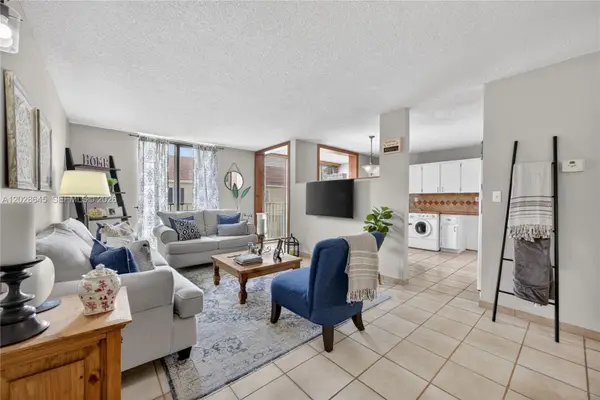 6745 SW 132nd Avenue #204, Miami, FL 33183