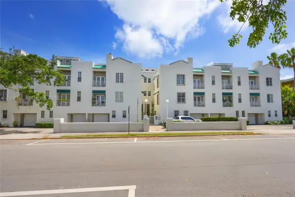 5801 SW 74th Terrace #3, South Miami, FL 33143