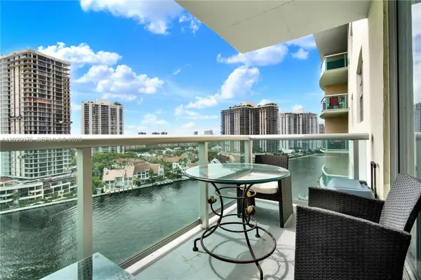 19390 Collins Avenue #1419, Sunny Isles Beach, FL 33160