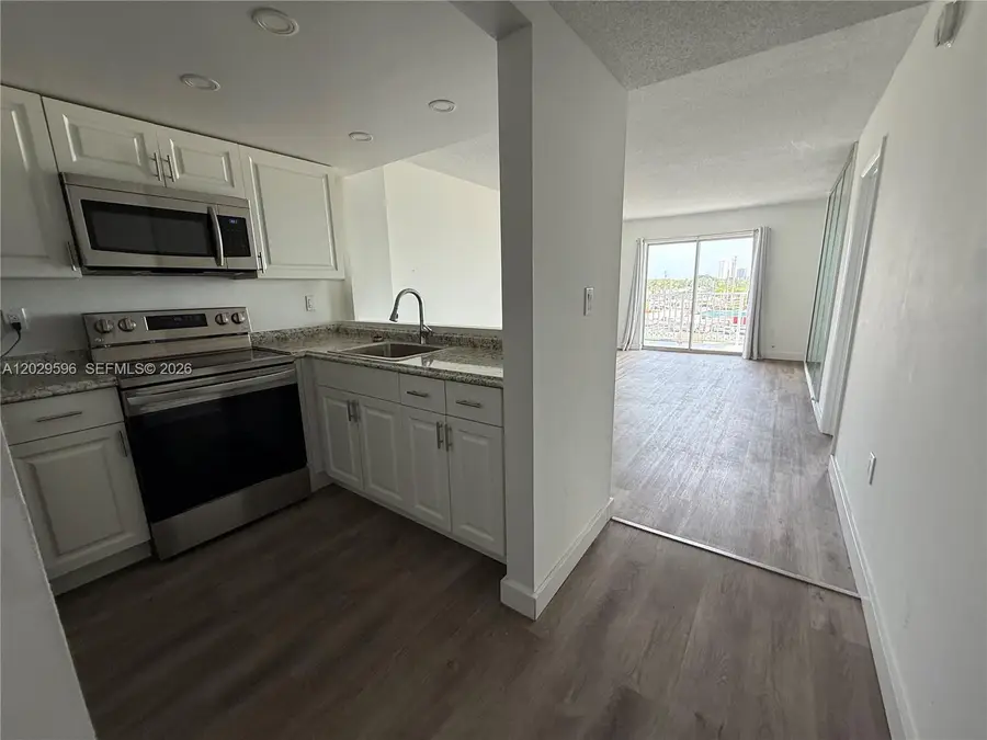 16465 NE 22nd Avenue #610, North Miami Beach, FL 33160 - #2