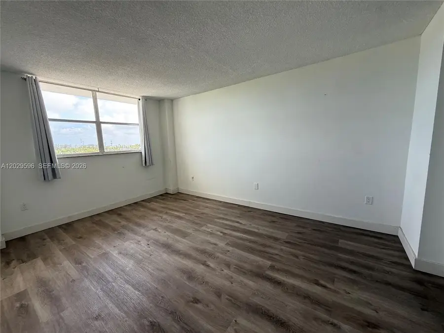 16465 NE 22nd Avenue #610, North Miami Beach, FL 33160 - #3