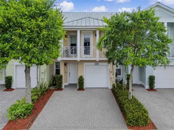 10718 NW 76th Lane, Doral, FL 33178