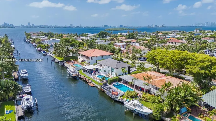 2015 NE 120th Road, North Miami, FL 33181 - #2