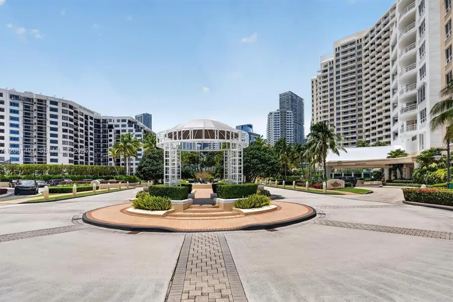 848 Brickell Key Drive #3402, Miami, FL 33131 - #2