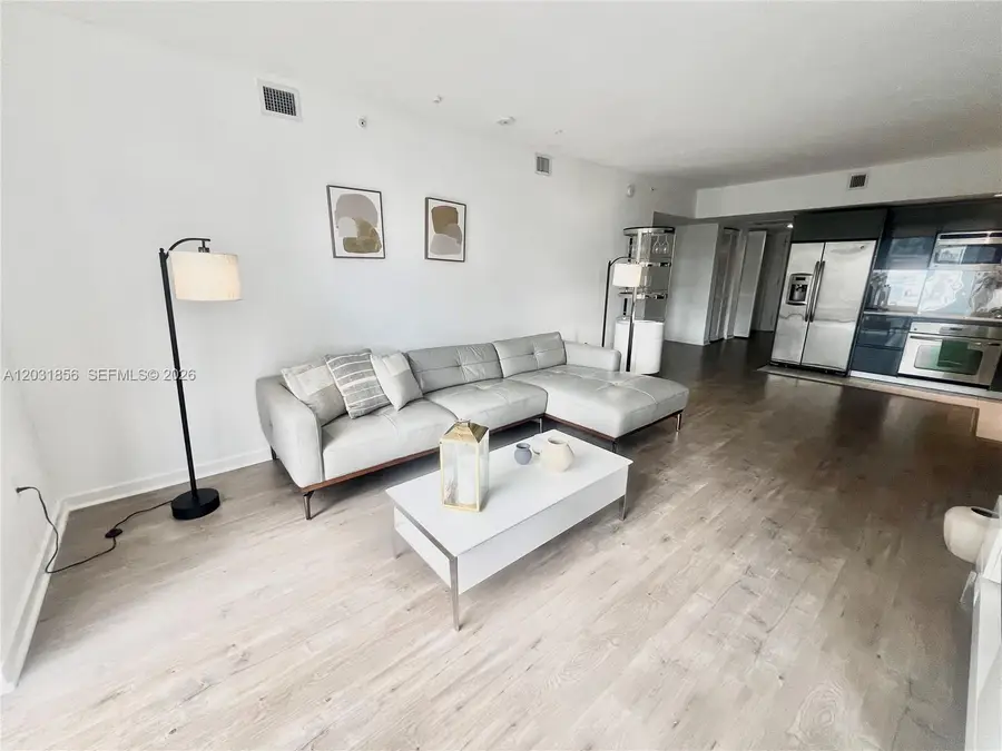 31 SE 6th Street #2307, Miami, FL 33131 - #3