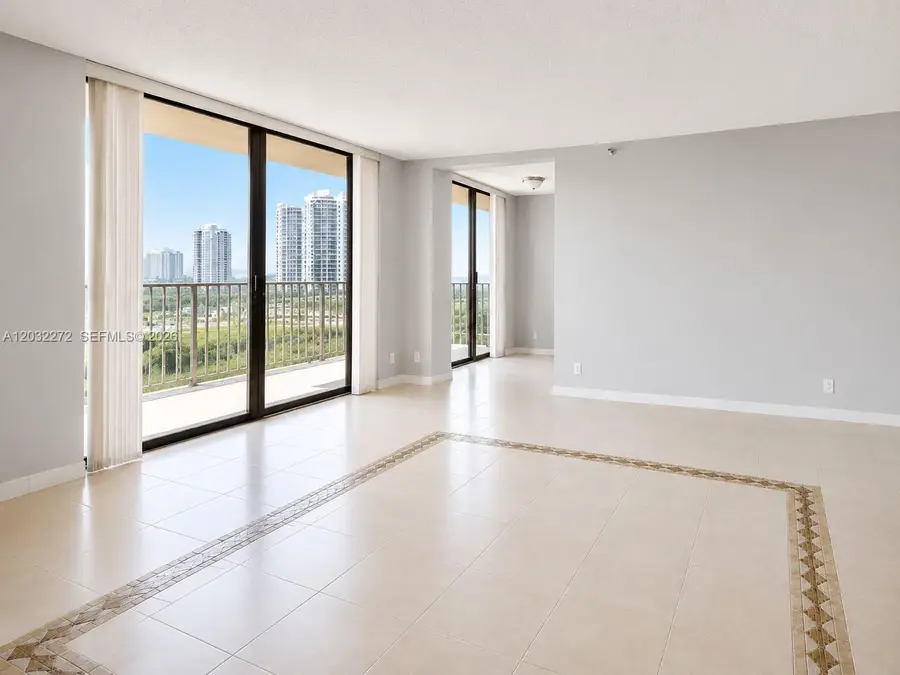 290 174th Street #1810, Sunny Isles Beach, FL 33160 - #3