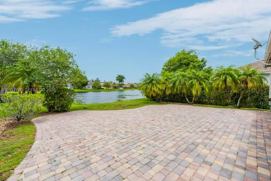 19301 Seneca Avenue, Weston, FL 33332 - #2