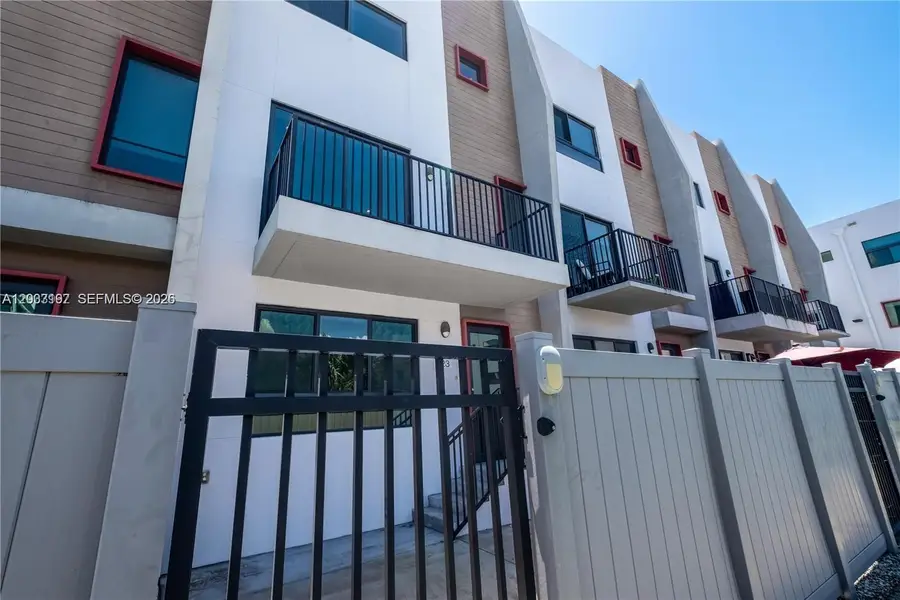 113 NE 6 1111 #1111, Fort Lauderdale, FL 33304 - #3