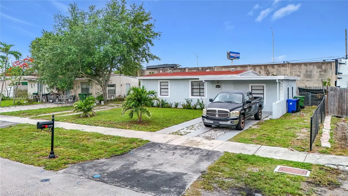 1838 Lauderdale Manor Drive, Fort Lauderdale, FL 33311 - #1