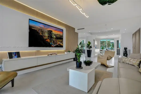 19111 Collins Avenue #102, Sunny Isles Beach, FL 33160
