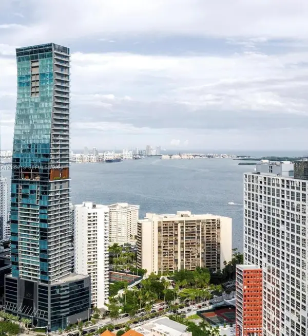 1451 Brickell Avenue #2701, Miami, FL 33131