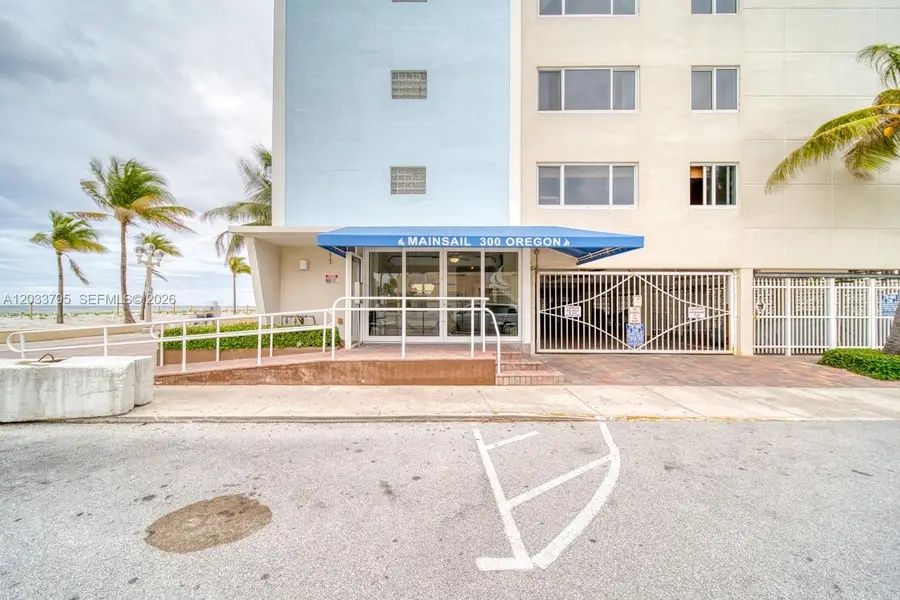 300 Oregon Street #507, Hollywood, FL 33019 - #3