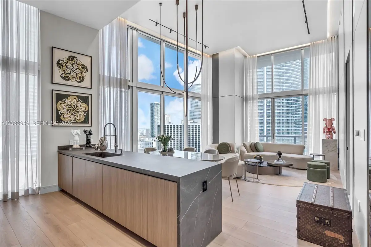 475 Brickell Avenue #2215, Miami, FL 33131 - #1