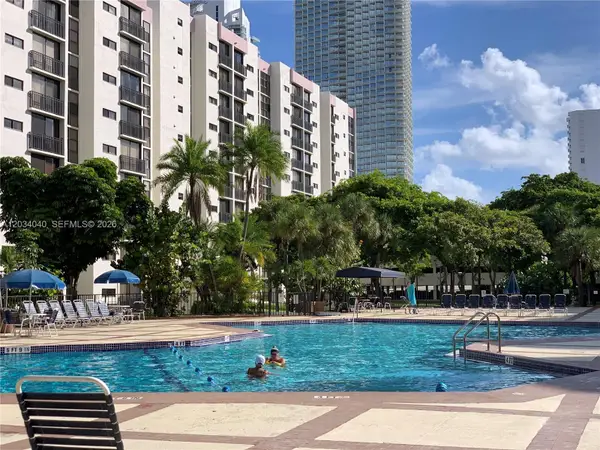 17021 N Bay Road #423, Sunny Isles Beach, FL 33160