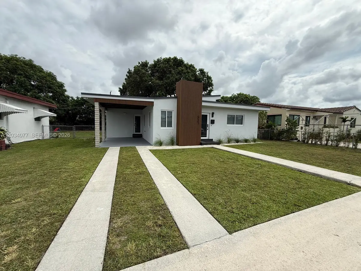 521 E 33rd Street, Hialeah, FL 33013 - #1