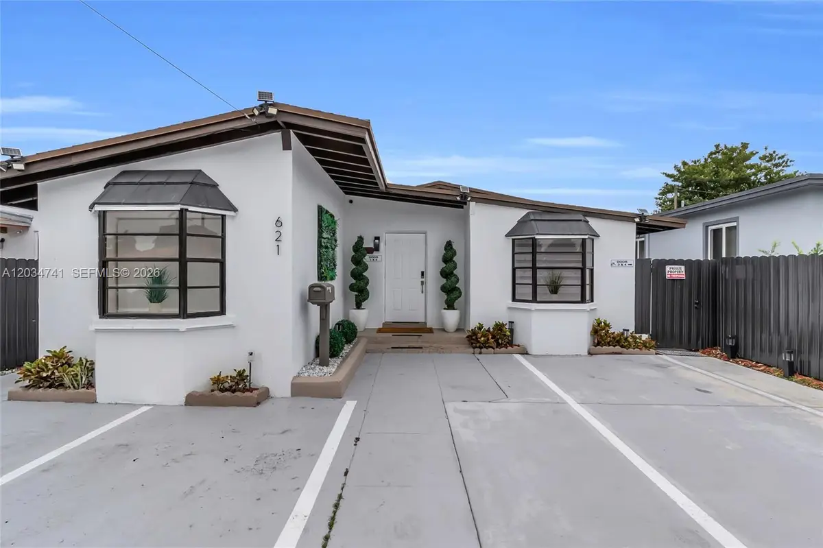 621 NW 59th Avenue, Miami, FL 33126 - #1