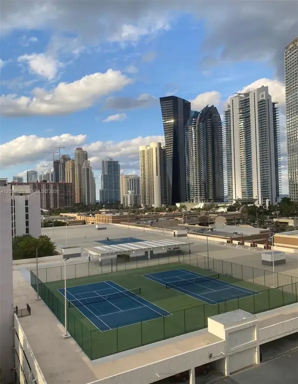16909 N Bay Road #1009, Sunny Isles Beach, FL 33160