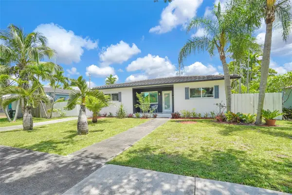 240 Nahkoda Drive, Miami Springs, FL 33166