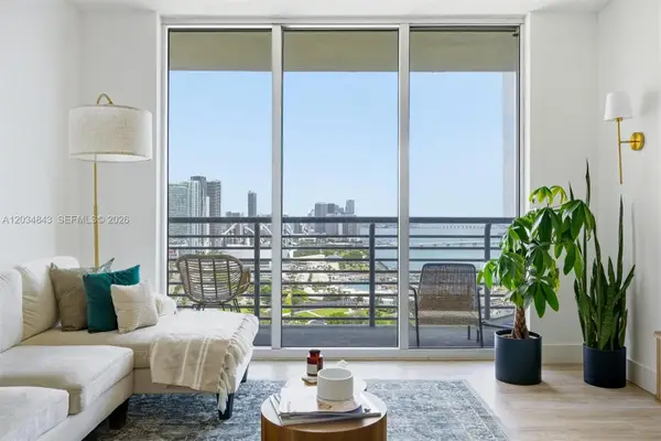 325 S Biscayne Boulevard #4022, Miami, FL 33131