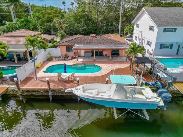 2447 SE 15th Street, Pompano Beach, FL 33062