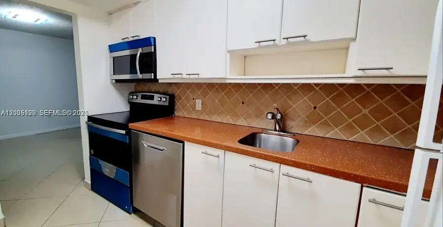 1251 NE 108th Street #423, Miami, FL 33161 - #3