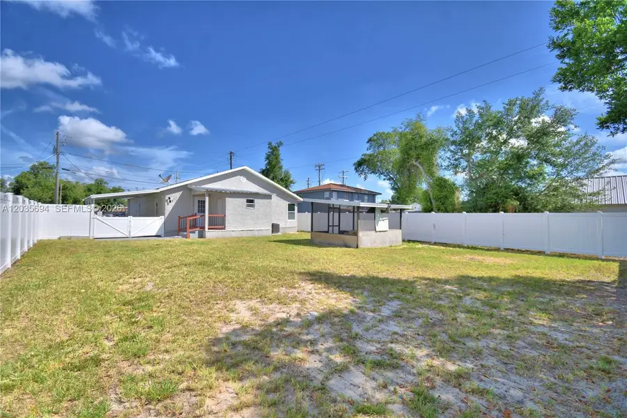 208 Center Street, Auburndale, FL 33823 - #2
