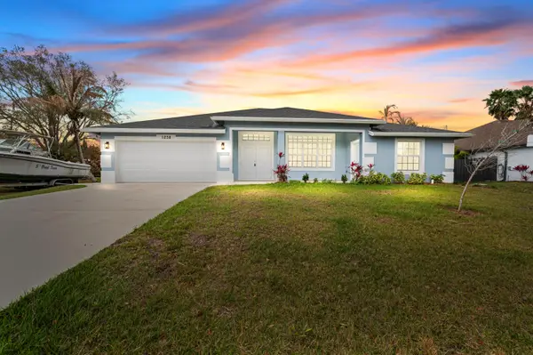 1238 SW Milan Lane, Port St Lucie, FL 34953