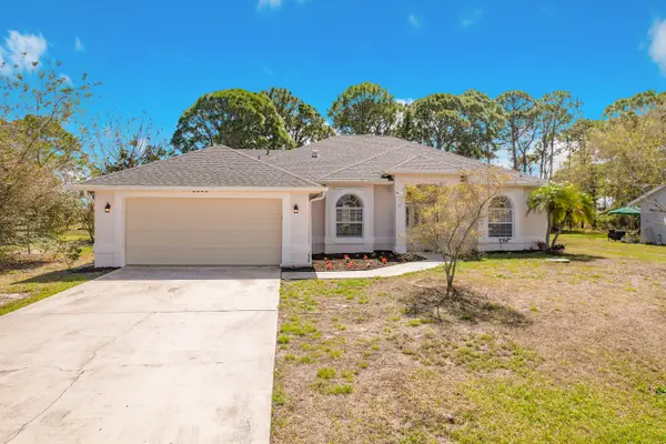 2342 SE Grand Drive, Port St Lucie, FL 34952