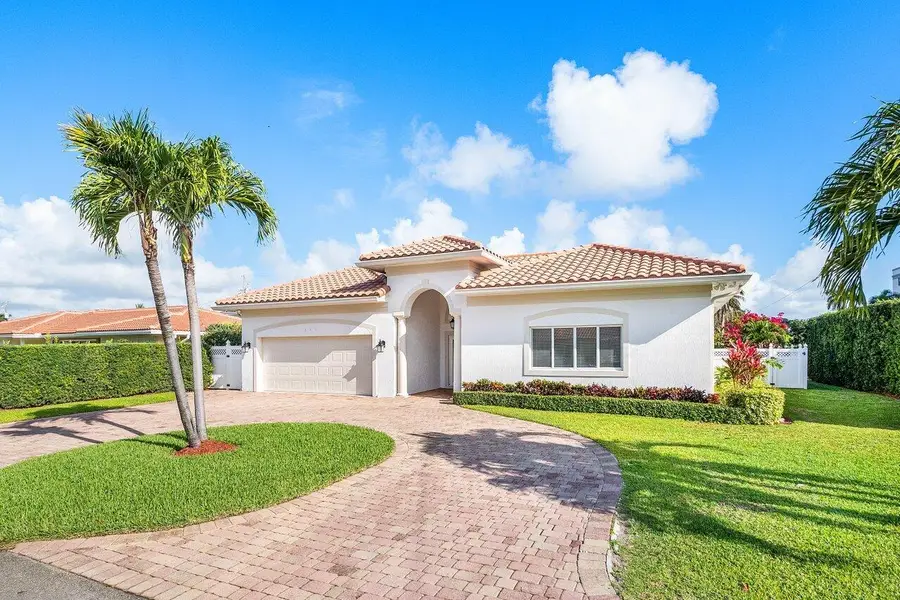 899 S Granada Drive, Boca Raton, FL 33432 - #2