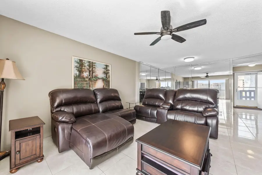 170 SE 5th Avenue #Apt 505, Dania Beach, FL 33004 - #3
