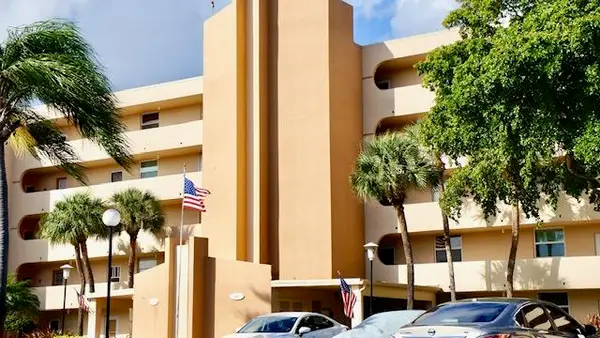 6461 NW 2nd Avenue #505, Boca Raton, FL 33487