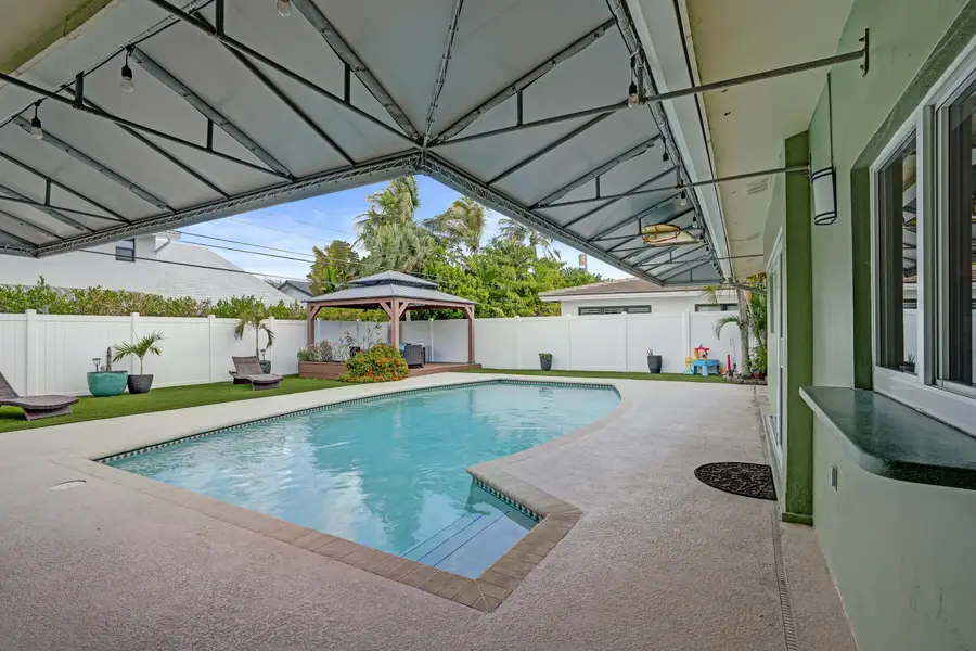 3001 NE 45th Street, Lighthouse Point, FL 33064 - #3