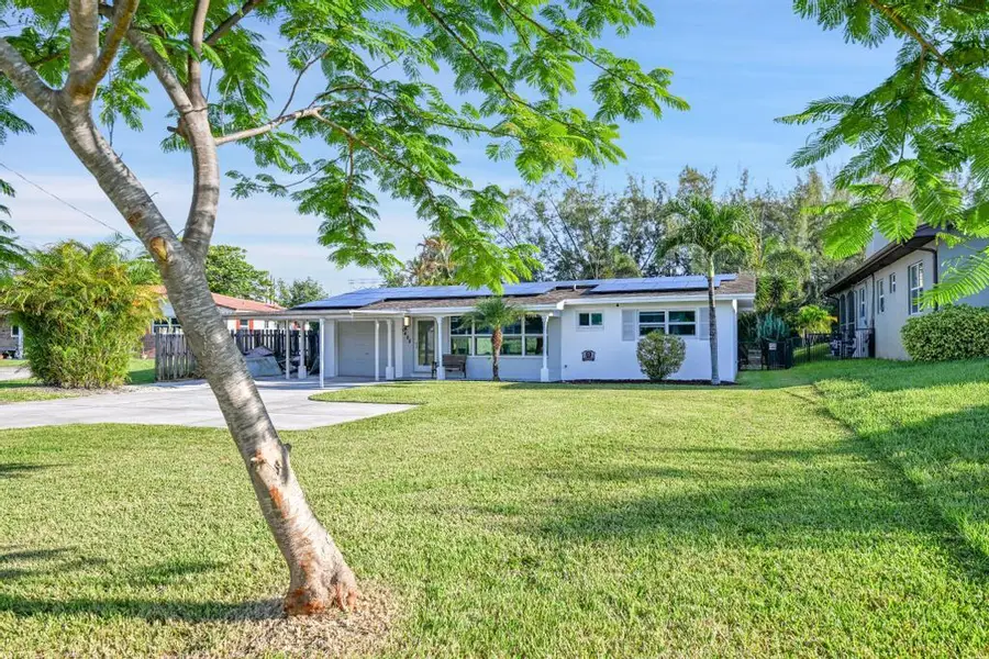 4405 SW 35th Avenue, Fort Lauderdale, FL 33312 - #3