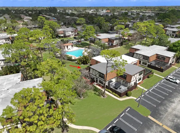 107 Weybridge Circle #D, Royal Palm Beach, FL 33411